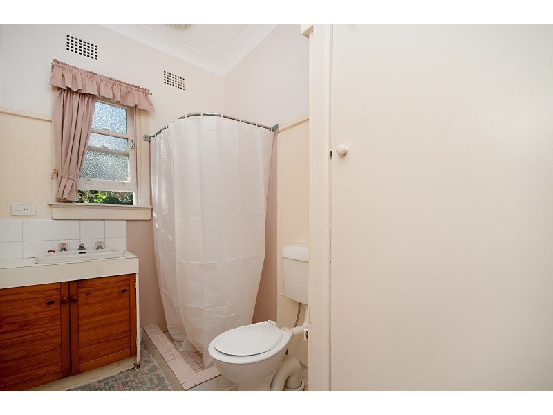 27a Daley Avenue, Daleys Point NSW 2257