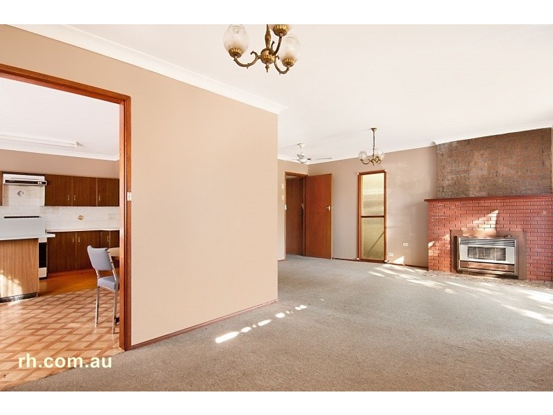 124 Bourke Road, Umina Beach NSW 2257