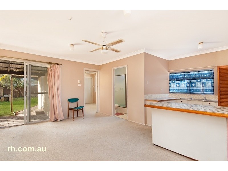 124 Bourke Road, Umina Beach NSW 2257