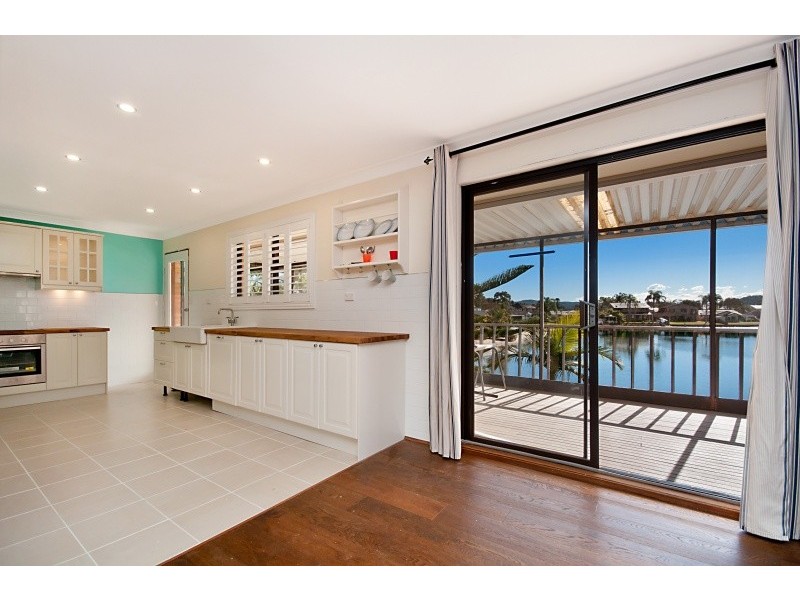 6 BARRACOUTA, St Huberts Island NSW 2257