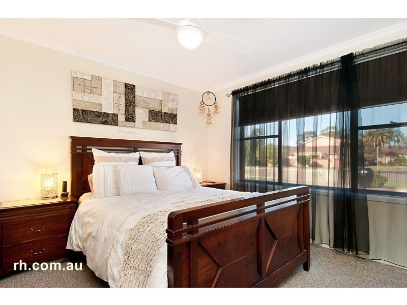 18 Bogan Road, Booker Bay NSW 2257