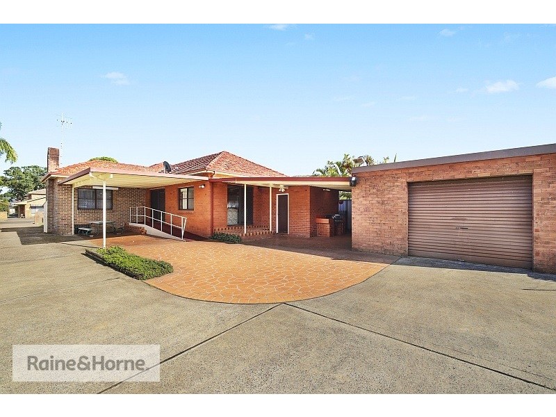 10 Whiting Road, Ettalong Beach NSW 2257