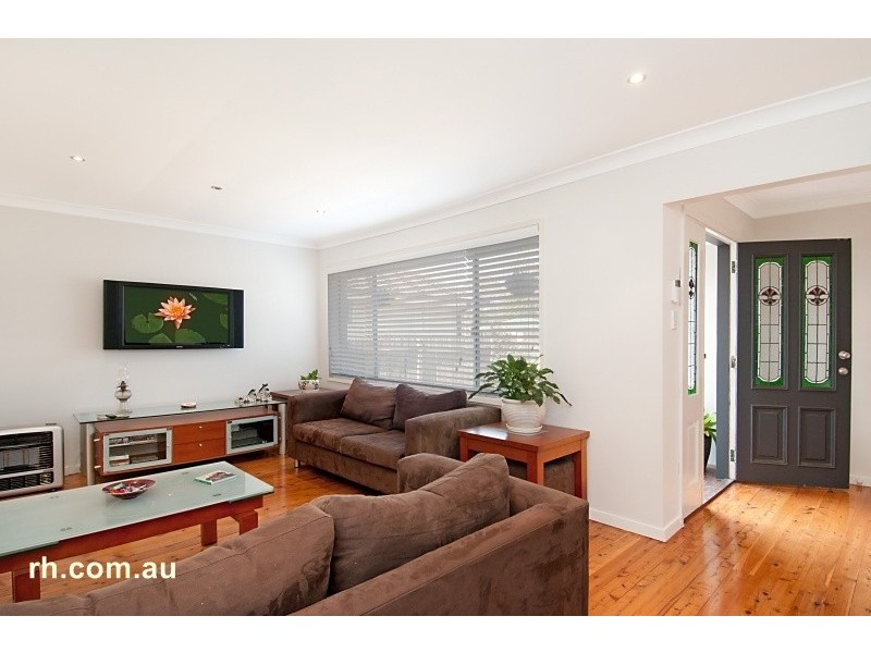 57 Lone Pine Avenue, Umina Beach NSW 2257