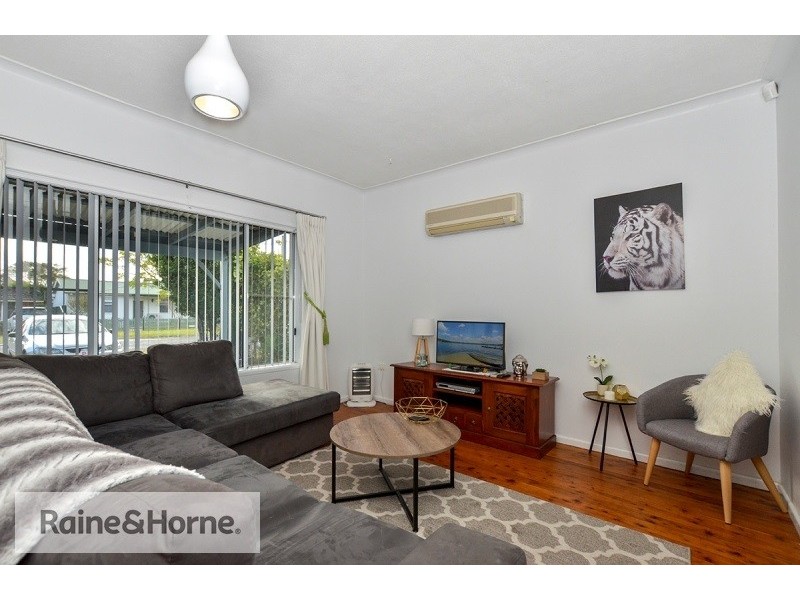 24 Pozieres Avenue, Umina Beach NSW 2257