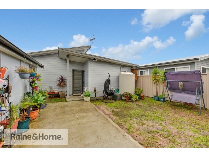 24 Pozieres Avenue, Umina Beach NSW 2257