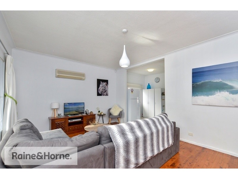 24 Pozieres Avenue, Umina Beach NSW 2257