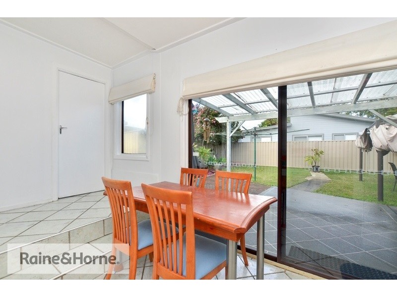 24 Pozieres Avenue, Umina Beach NSW 2257