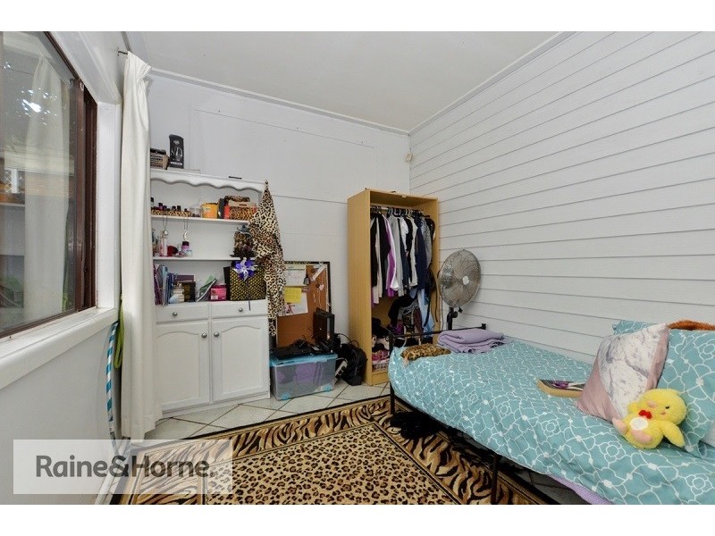 24 Pozieres Avenue, Umina Beach NSW 2257