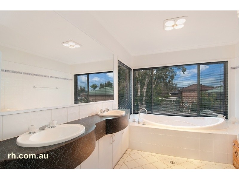 11 Sirius Street, St Huberts Island NSW 2257