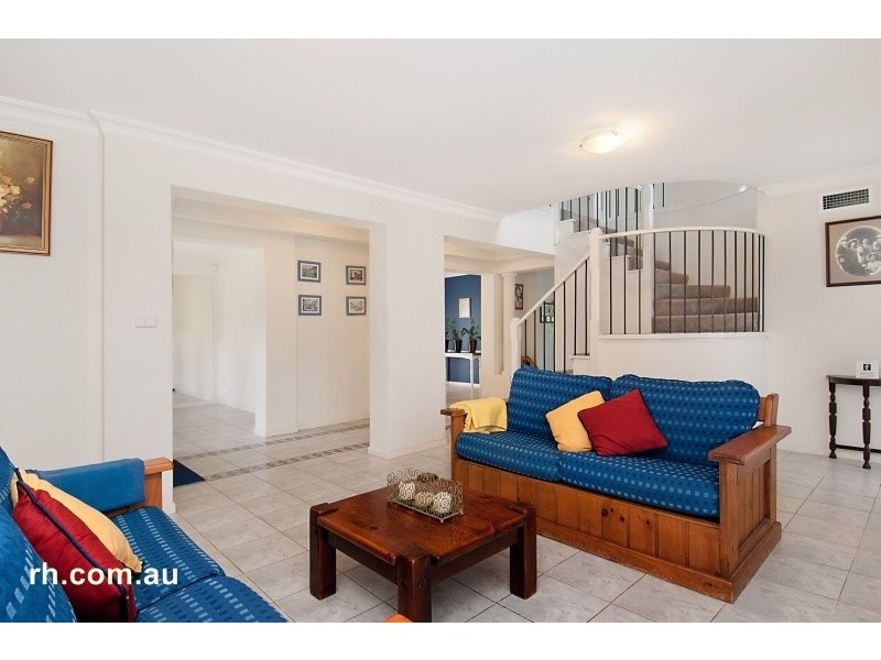 11 Sirius Street, St Huberts Island NSW 2257