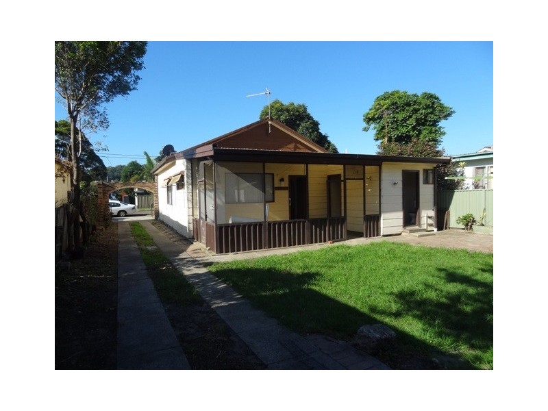 81 booker bay rd, Booker Bay NSW 2257