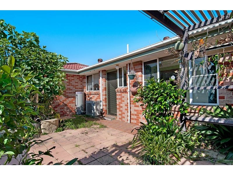 8/3 Wyoming Street, Blackwall NSW 2256