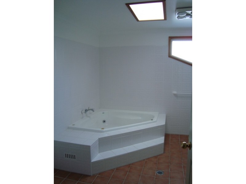 23 Greenhaven Drive, Umina Beach NSW 2257