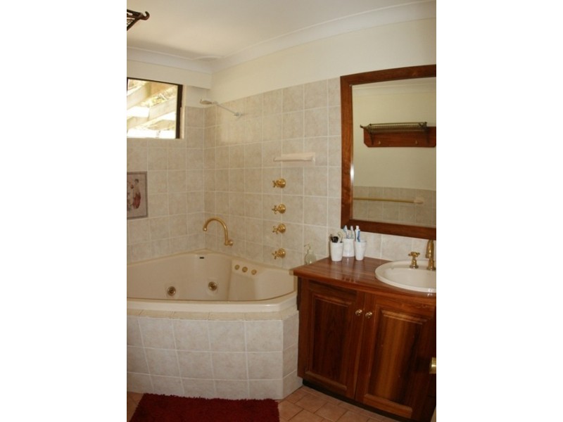 48 Shoalhaven Drive, Woy Woy NSW 2256