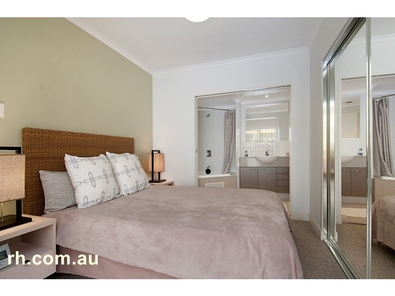 321/51-54 The Esplanade, Ettalong Beach NSW 2257
