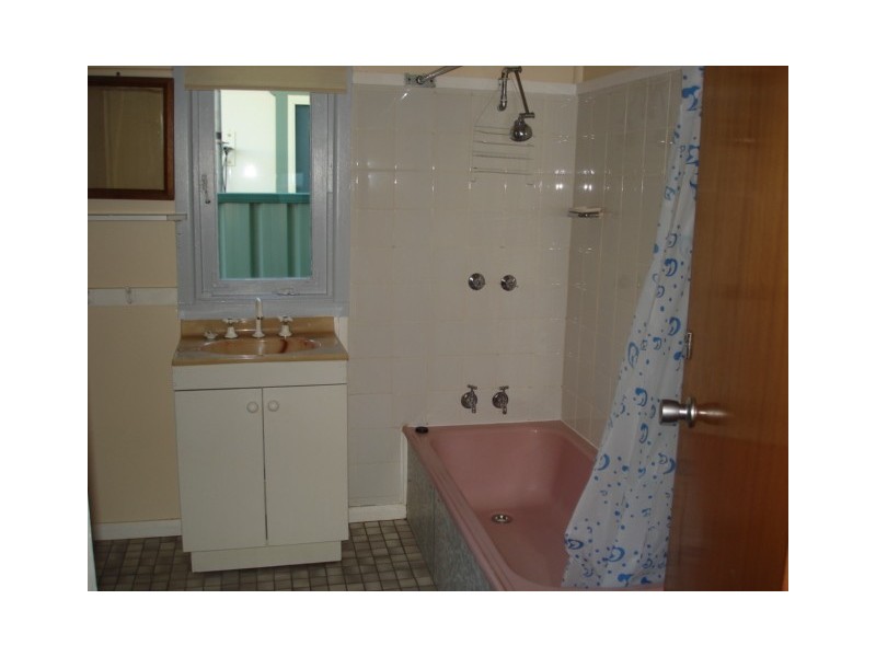 32 COMMONWEALTH, Woy Woy NSW 2256