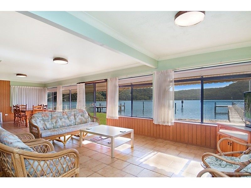 186 Booker Bay Road, Booker Bay NSW 2257