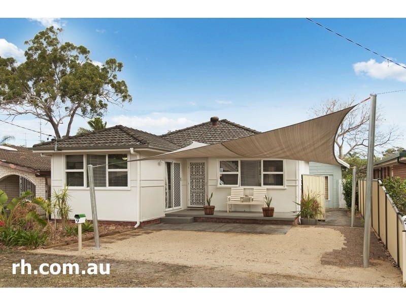 9 Collareen Street, Ettalong Beach NSW 2257