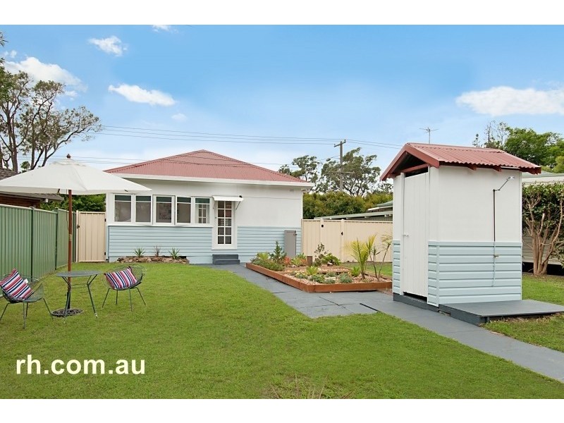387 Ocean Beach Road, Umina Beach NSW 2257