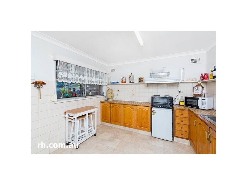 89 Barrenjoey Road, Ettalong Beach NSW 2257