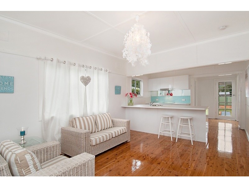 387 Ocean Beach Road, Umina Beach NSW 2257