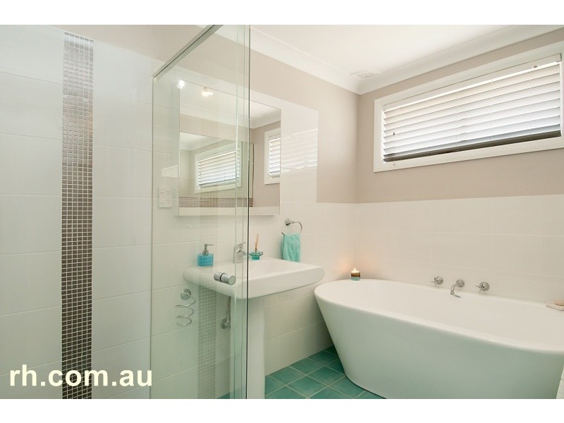 1a Kendall Road, Empire Bay NSW 2257