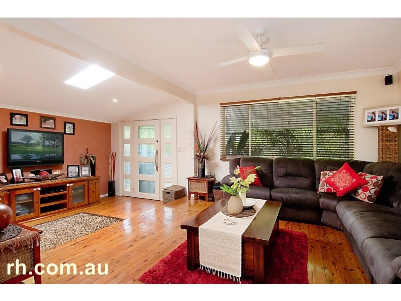 20 Lakeview Parade, Umina Beach NSW 2257