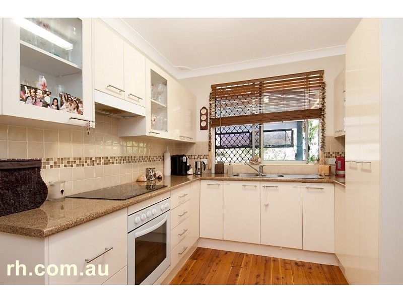 20 Lakeview Parade, Umina Beach NSW 2257