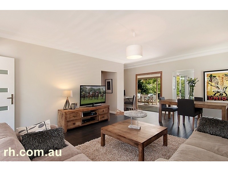 1 Wyalong Road, Blackwall NSW 2256