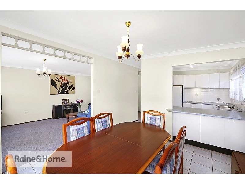 97 Mackenzie Avenue, Woy Woy NSW 2256