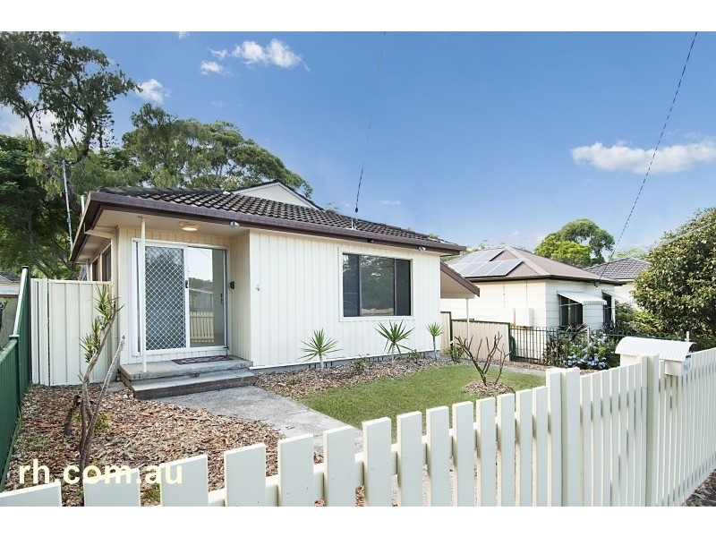 4 Collareen Street, Ettalong Beach NSW 2257