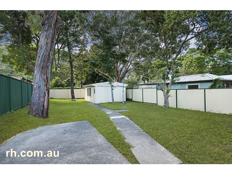 4 Collareen Street, Ettalong Beach NSW 2257