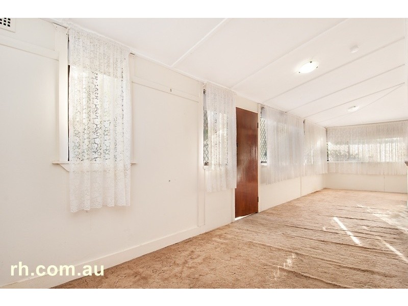 119 Barrenjoey Road, Ettalong Beach NSW 2257