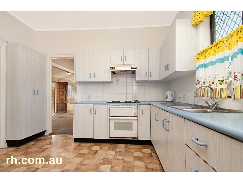 119 Barrenjoey Road, Ettalong Beach NSW 2257