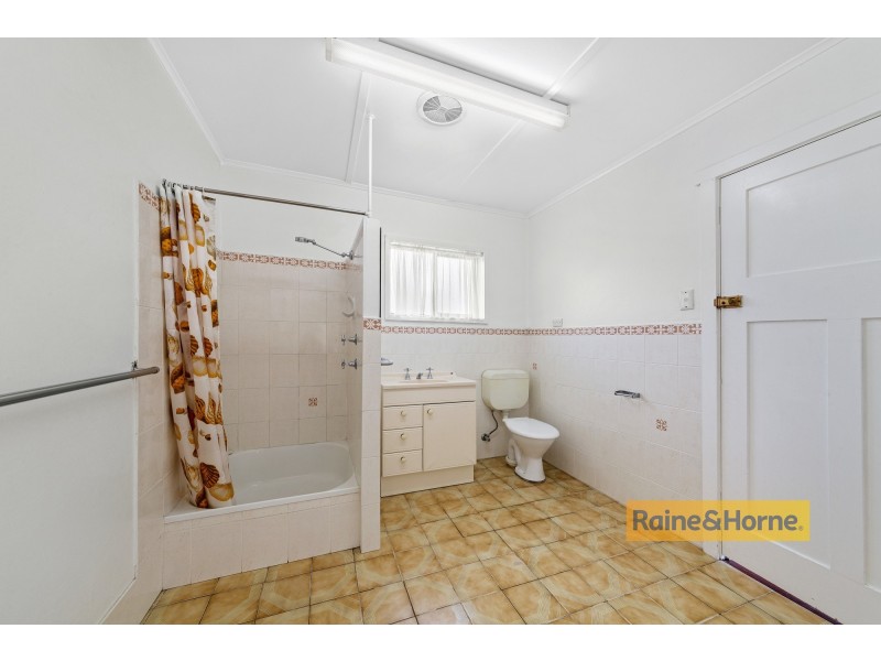 227 BOOKER BAY ROAD, Booker Bay NSW 2257