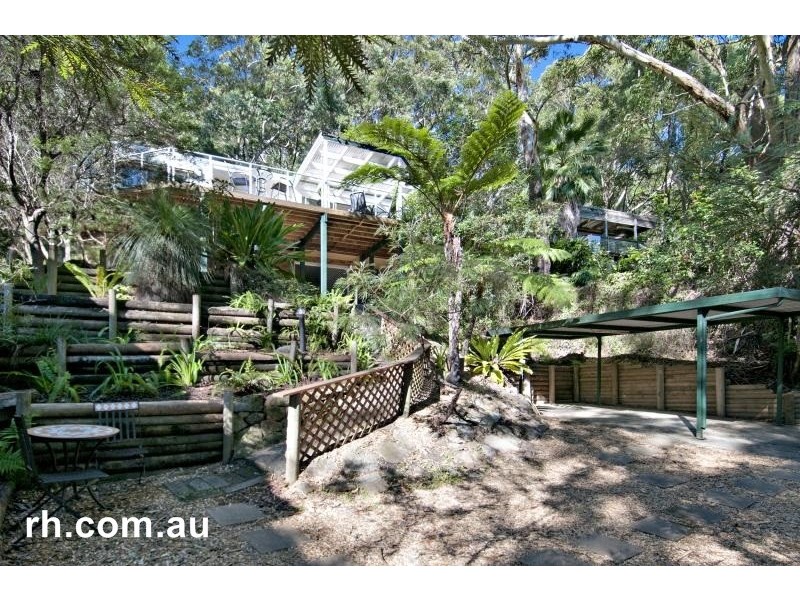 15 Daley Avenue, Daleys Point NSW 2257