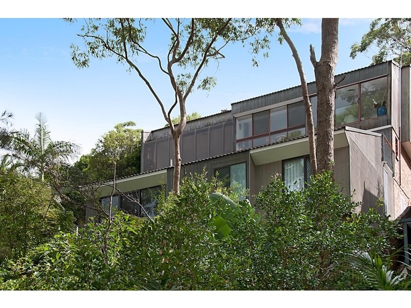 110 Daley Avenue, Daleys Point NSW 2257