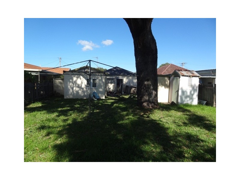 63 BEACH STREET, Ettalong Beach NSW 2257