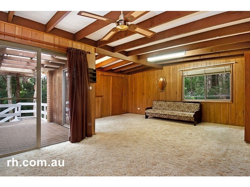 12 Albany Square, Umina Beach NSW 2257
