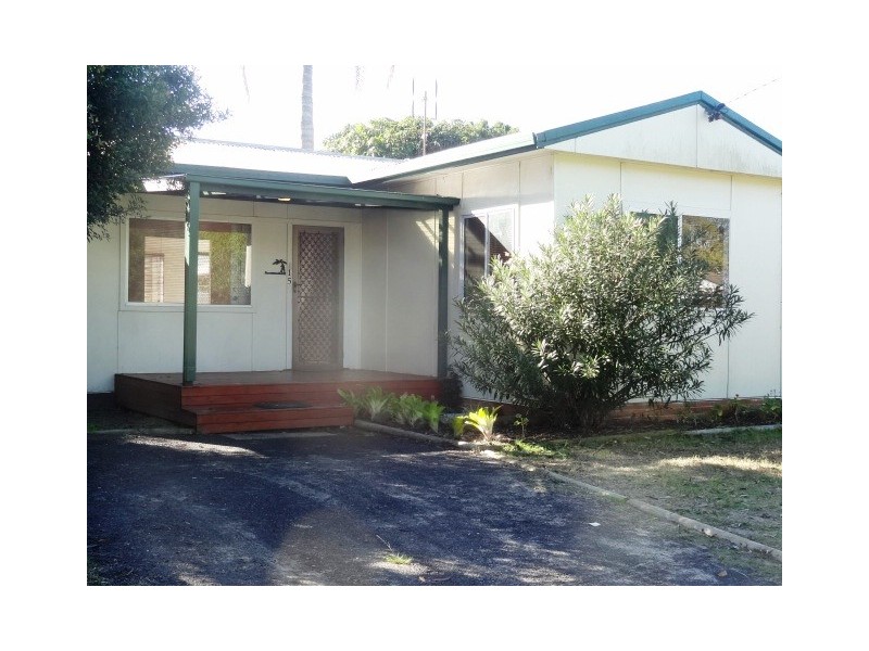 15 Waterloo Avenue, Woy Woy NSW 2256