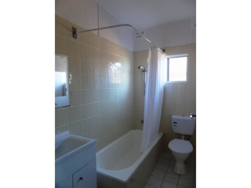 15 Waterloo Avenue, Woy Woy NSW 2256