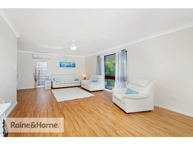 1 Nautilus Crescent, St Huberts Island NSW 2257