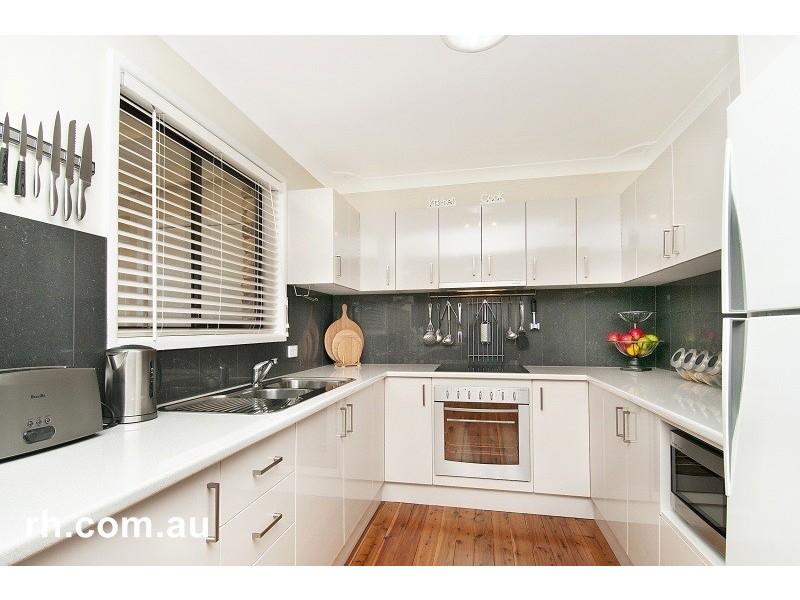 8 Jasmine Place, Umina Beach NSW 2257