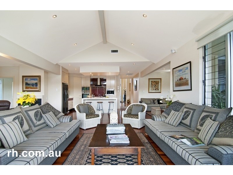 6 Boyd Close, St Huberts Island NSW 2257