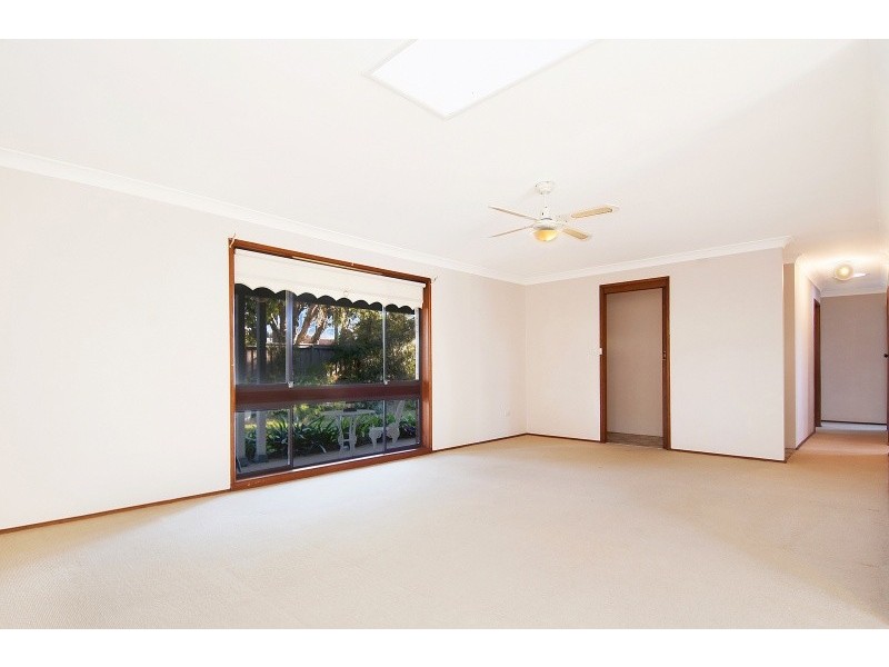 1 Nautilus Crescent, St Huberts Island NSW 2257