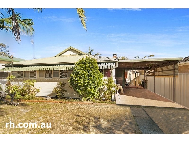 18 Oxford Street, Umina Beach NSW 2257