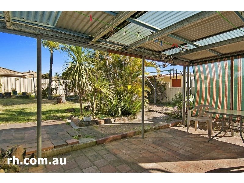 18 Oxford Street, Umina Beach NSW 2257