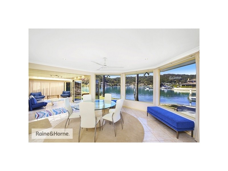 25 Salacia Close, St Huberts Island NSW 2257