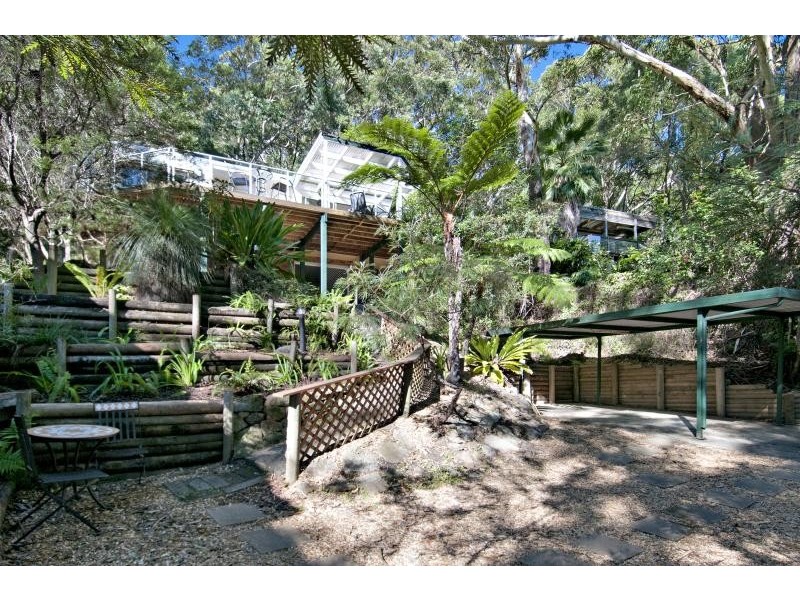 15 Daley Avenue, Daleys Point NSW 2257