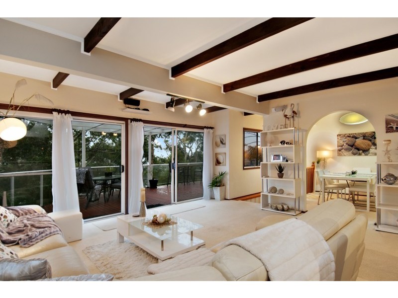 15 Daley Avenue, Daleys Point NSW 2257